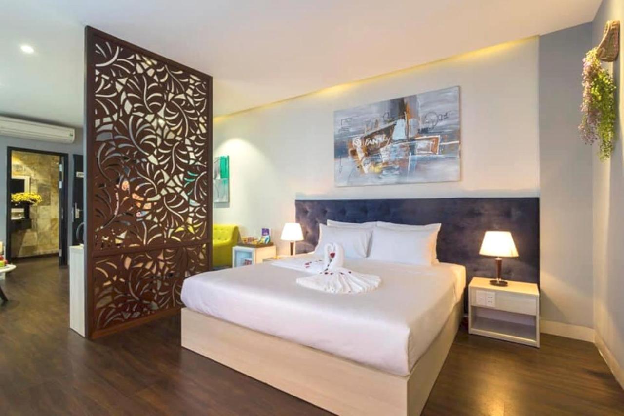 Khách sạn Capital O 1200 Salem Riverside Đà Nẵng
