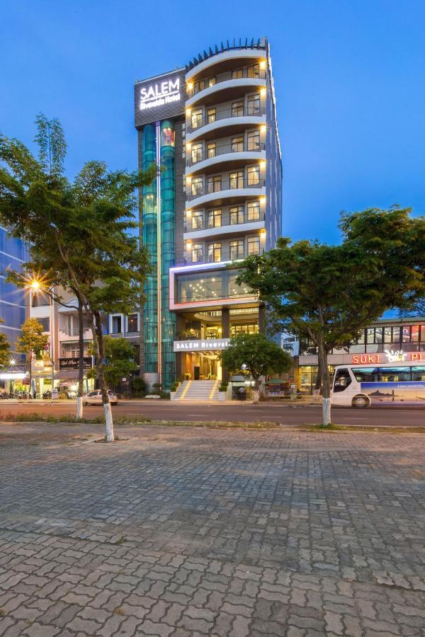 Capital O 1200 Salem Riverside Hotel Da Nang